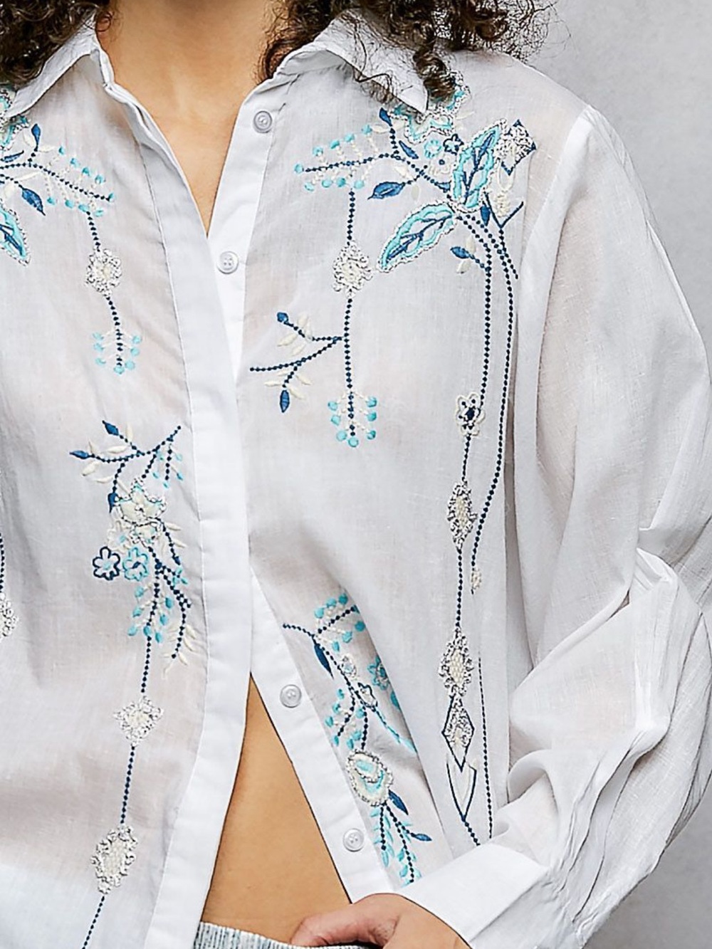 POL White Button-Up Blouse with Blue & Aqua Embroidery